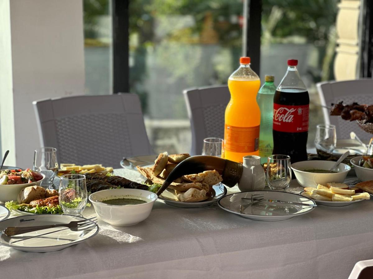 Guest House Etm Makhinjauri Εξωτερικό φωτογραφία
